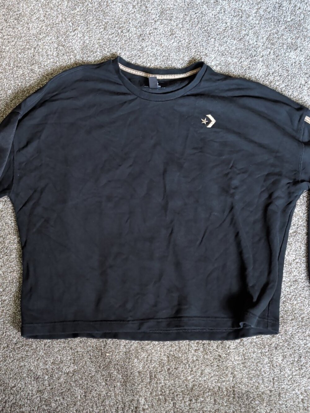 Converse Womens 2XL Cropped Black and Tan Embroidered Long Sleeve Sweatshirt